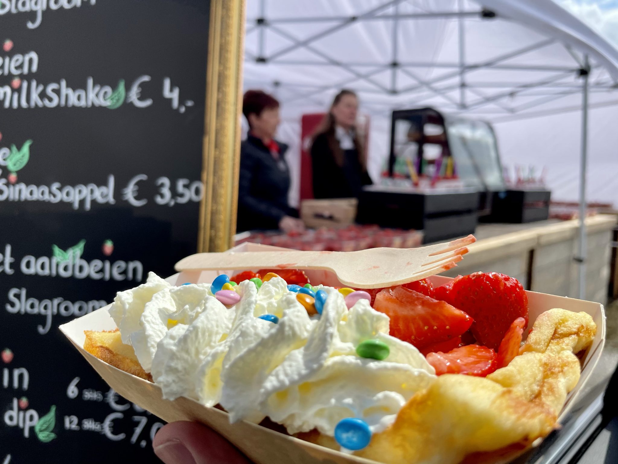 Carlton Oasis opent aardbeien drivein tijdens Pinksteren Spieke.nl Carlton Oasis opent aardbeien drivein tijdens Pinksteren Spieke.nl