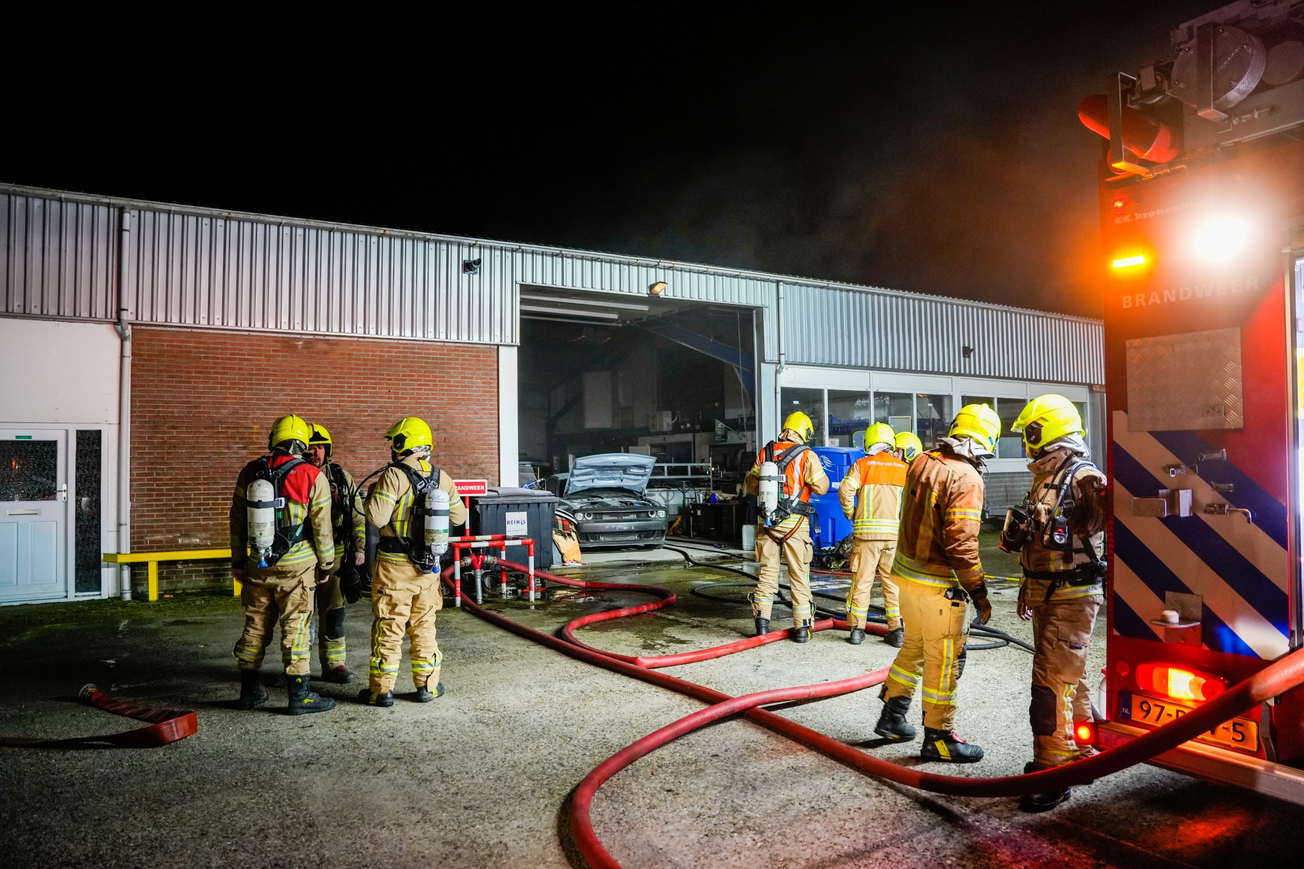 Brand in garage op industrieterrein Zuidland