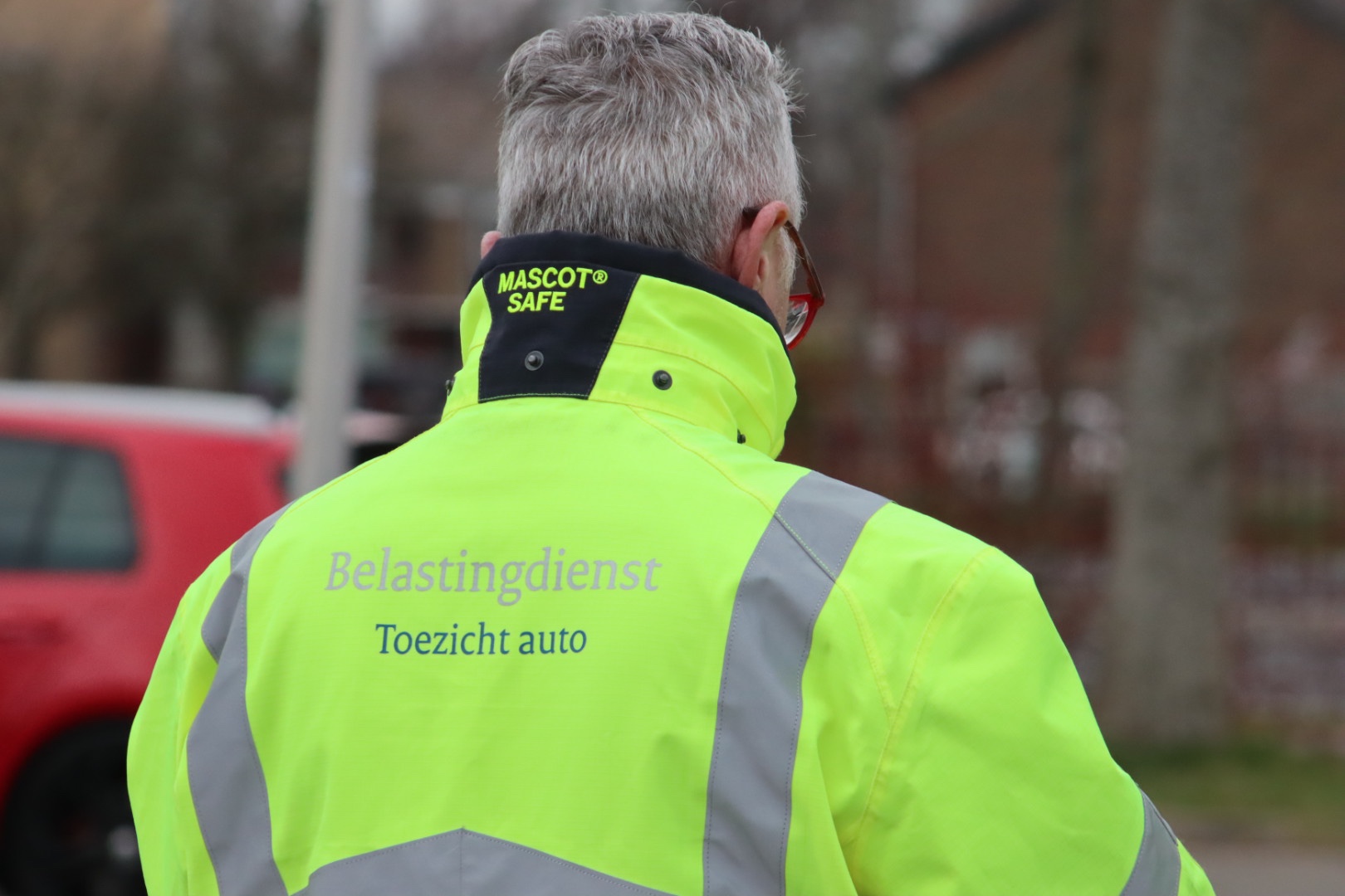 Zes auto’s in beslag bij grote controle Spijkenisse