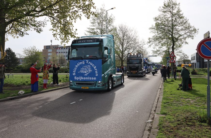25e Truckrun Spijkenisse weer een feestje