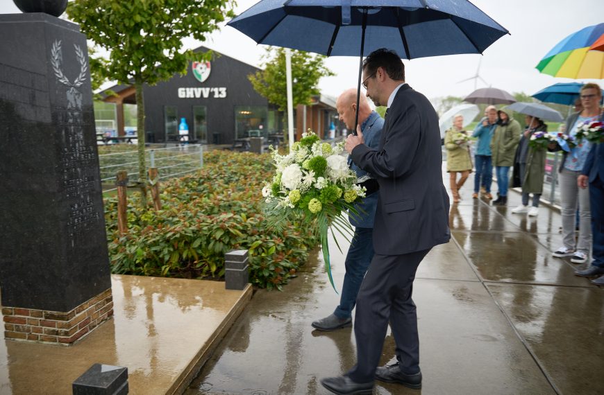 Herdenking bij oorlogsmonument in Geervliet