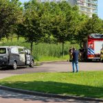 Bestelbus volledig uitgebrand aan de Groenoord in Spijkenisse