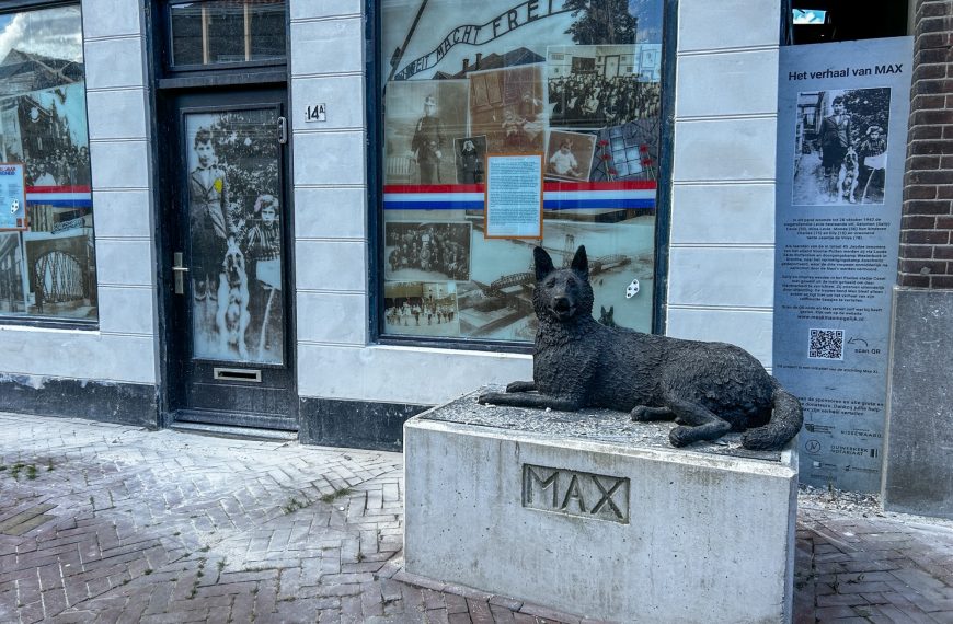 Max waakt over gerestaureerde gevel aan de Voorstraat