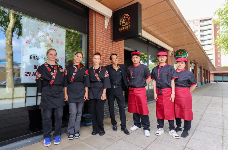 Grand Opening van Sakura Hoogvliet