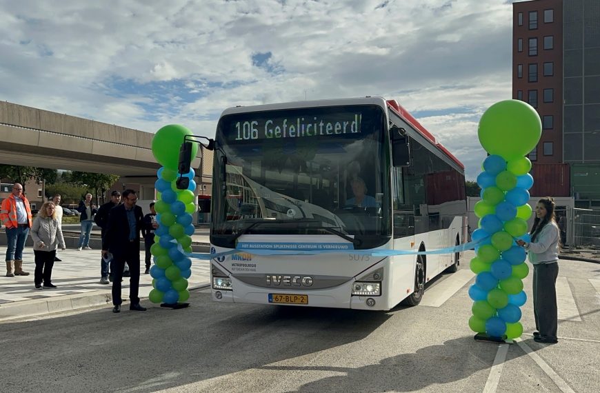 Het nieuwe busstation van Spijkenisse Centrum is klaar