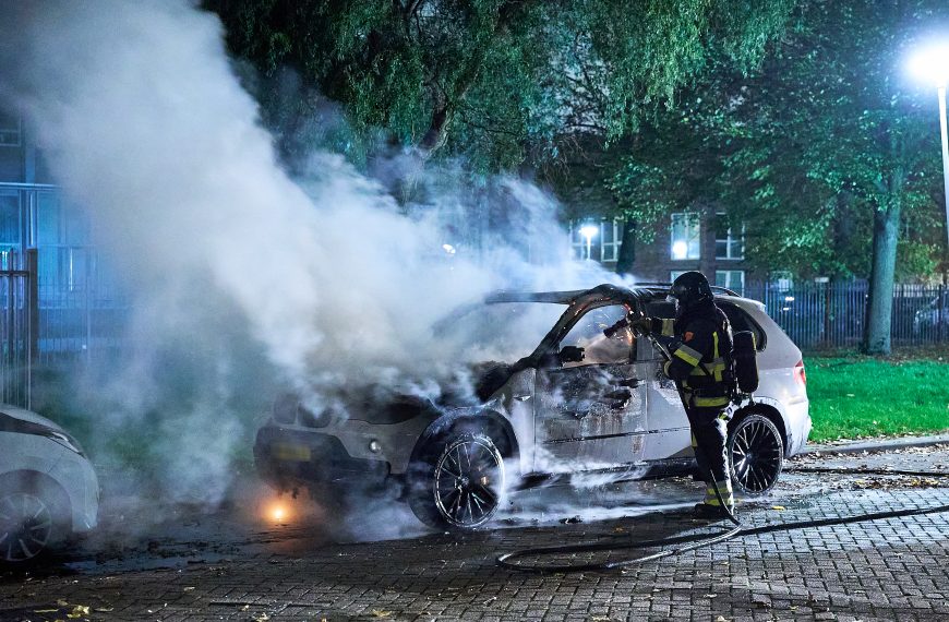 Auto uitgebrand in Hoogvliet- Eline Verestraat