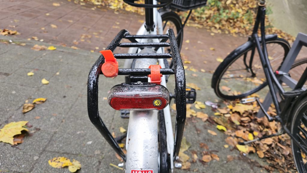 Actie ‘Fietsverlichting AAN’: reflectoren en reparaties voor scholieren