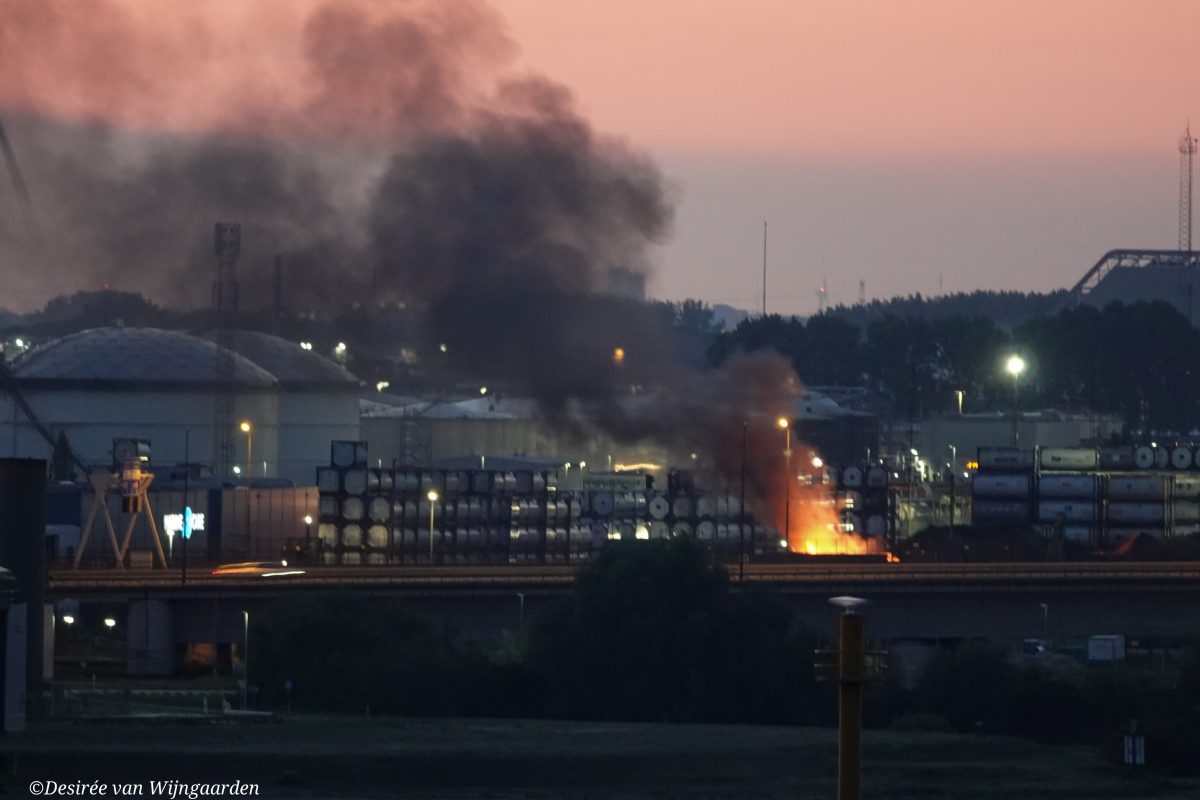 Brand Oude Maasweg