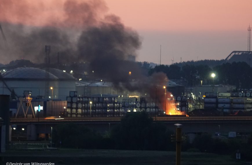 Brand Oude Maasweg