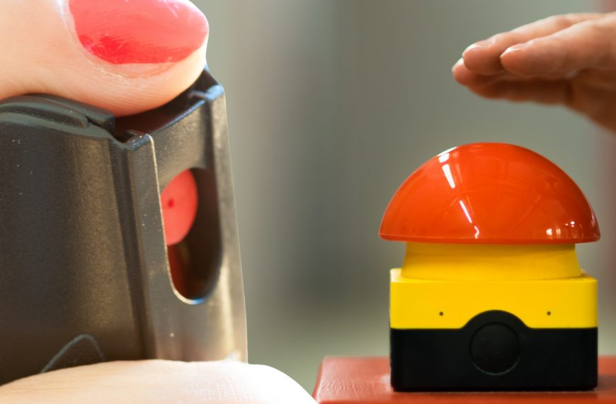 Column van Joop: Geen pepperspray maar GPS-SOS noodknop