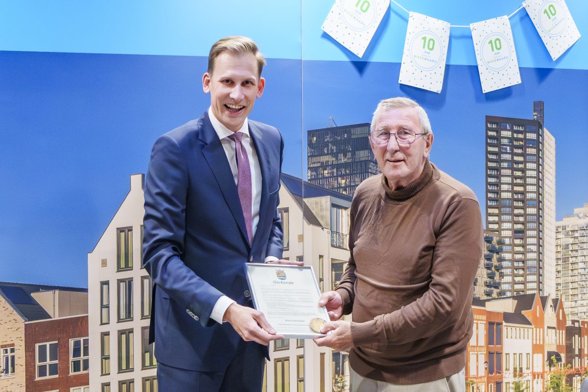 Nissewaardpenning voor Wiebe Pannekoek