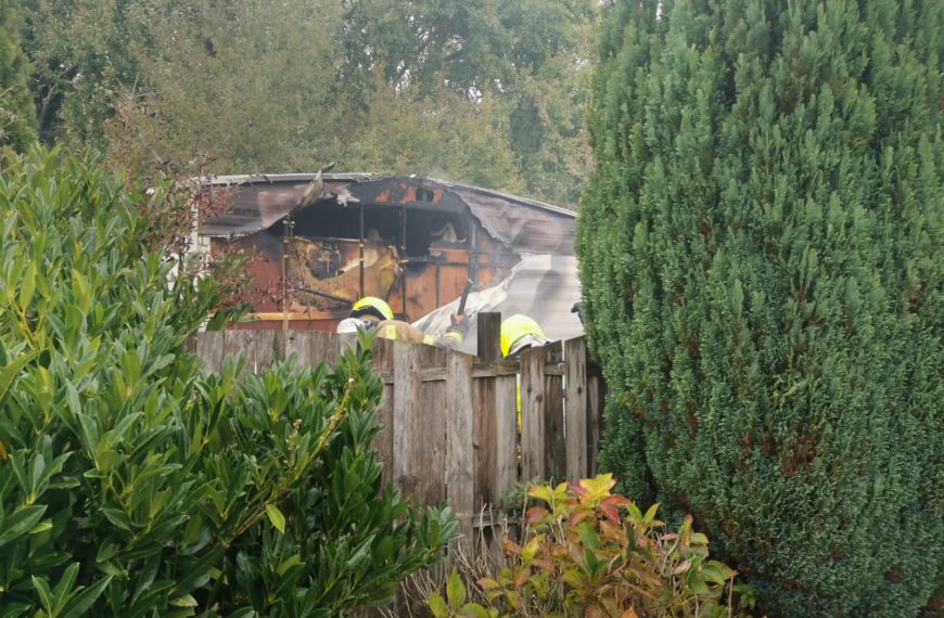 Caravan beschadigd bij brand op camping Rockanje