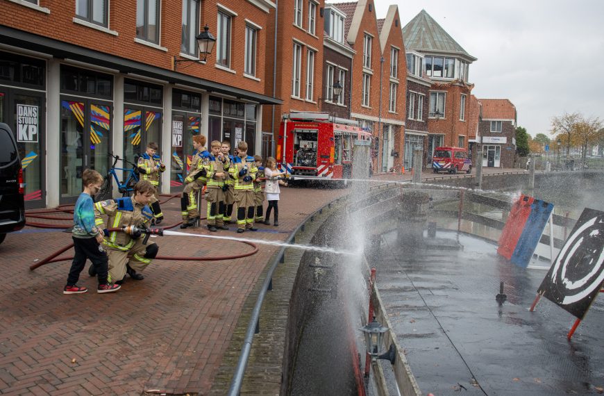 Burgemeester opent veiligheidsdag samen met jeugdbrandweer
