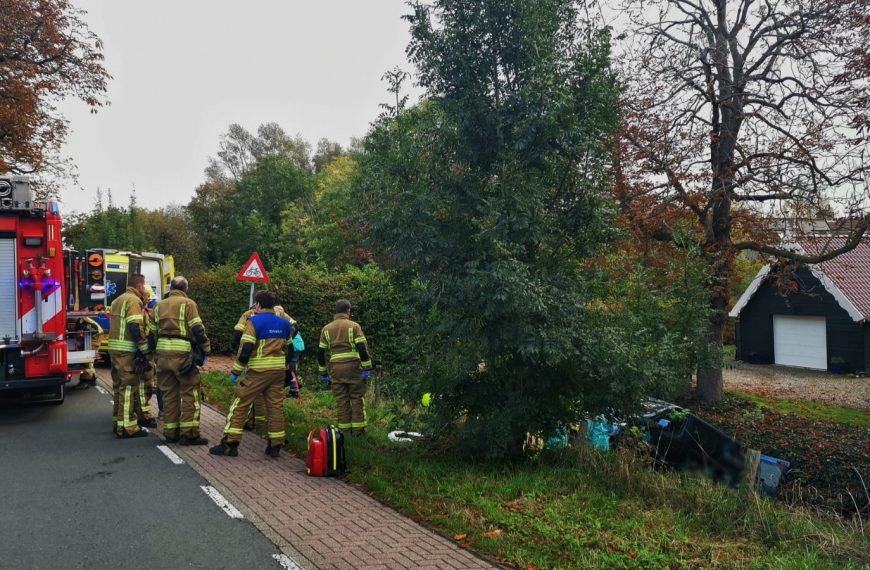 Man overlijdt na ongeval met werkbus in Hellevoetsluis