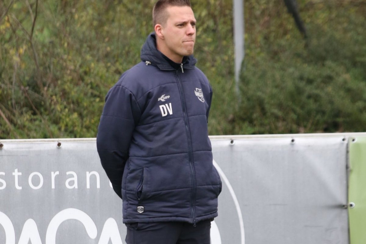 Davey van Velzen nieuwe trainer van…